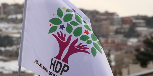 HDP: Darbe riski devşirmek siyasi kurnazlık ve fırsatçılık