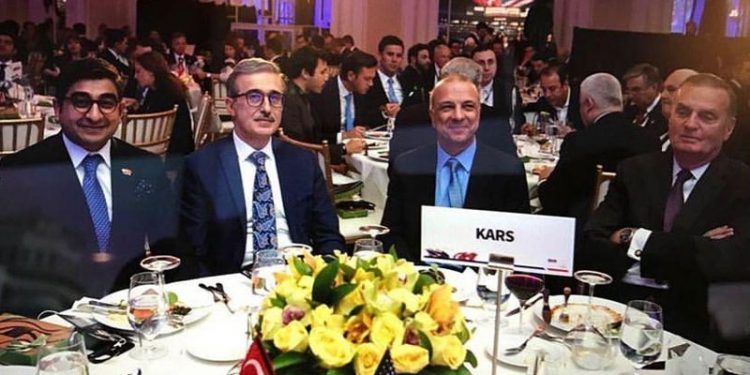 Savunma Sanayi Başkanı İsmail Demir ile Sezgin Baran Korkmaz’ın aynı masada olduğu fotoğraf ortaya çıktı