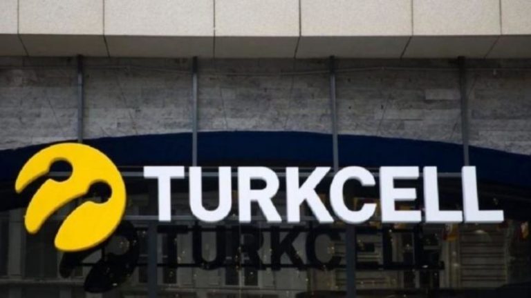Turkcell uzaktan esnek çalışmayı kalıcı hale getiriyor: ‘Mesai süremiz artıyor’ tepkisi