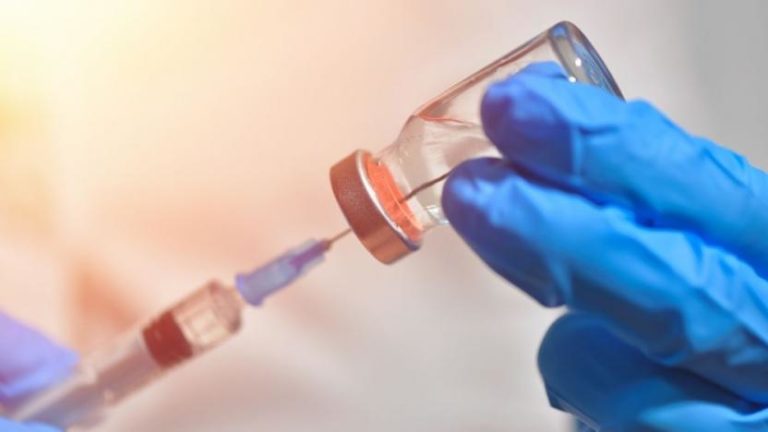TTB aşı karşıtlığı yapan doktorları disipline yolluyor
