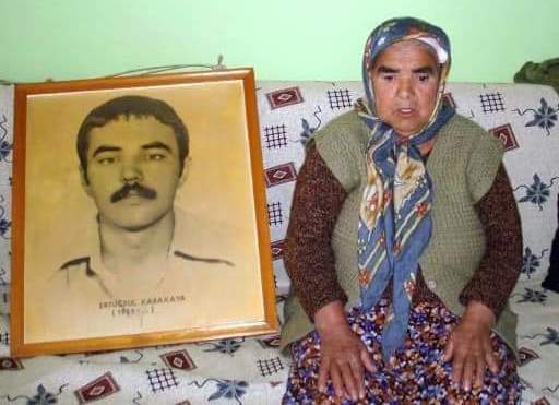 Devrimcilerin annesi Ayşe Karakaya yaşamını kaybetti