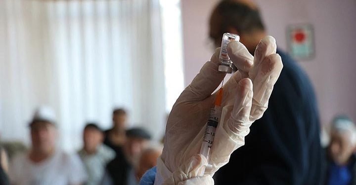 Türkiye’de son bir haftada ölen binden fazla kişinin yüzde 90’ından fazlası aşısız