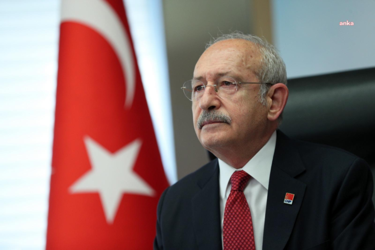 Kılıçdaroğlu: “Algısı bozuk şürekaya sesleniyorum: ‘Profesyonel asker’ diye geçiştirdiğiniz, bizim Mehmetçiğimizdir”