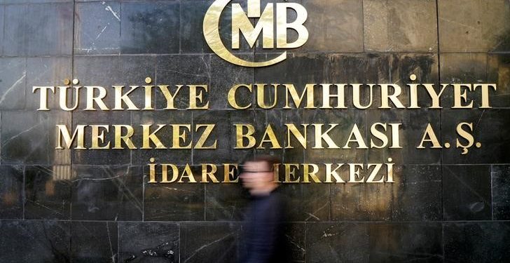 Merkez Bankası’nın 2 puanlık faiz indirimi sonucu TL’nin hızla değer kaybetmesine muhalefet partilerinden tepki