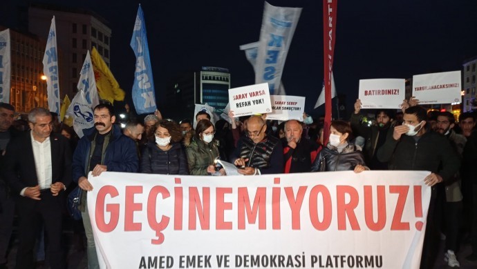 Diyarbakır’da Halk sokakta ekonomik krizi protesto etti