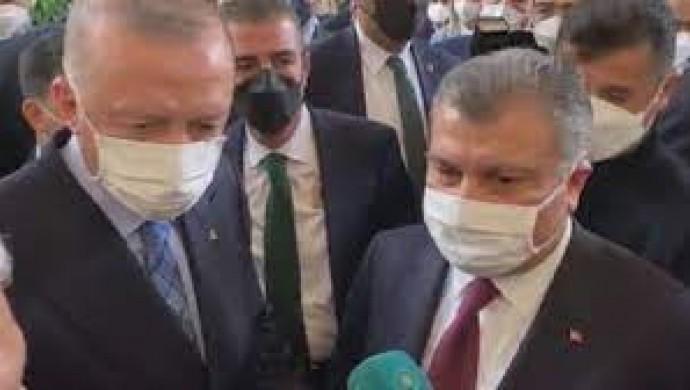 Bakan Koca, Erdoğan’ının  “Anlat”  talimatı sonrası doktorlara yapılacak zammı açıkladı