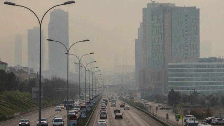Greenpeace’ten çarpıcı rapor: Türkiye’de hava kirliliğinden can kaybı riski, trafik kazasında ölümlerden 7 kat daha fazla