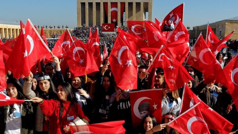 100 yıl sonraki derin yoksulluk ve “kimsesizlerin kimsesi Cumhuriyet”- Mustafa Durmuş